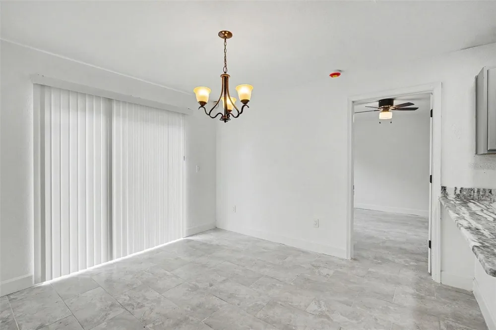 1128 NEVILLE AVENUE Lakeland, FL 33805
