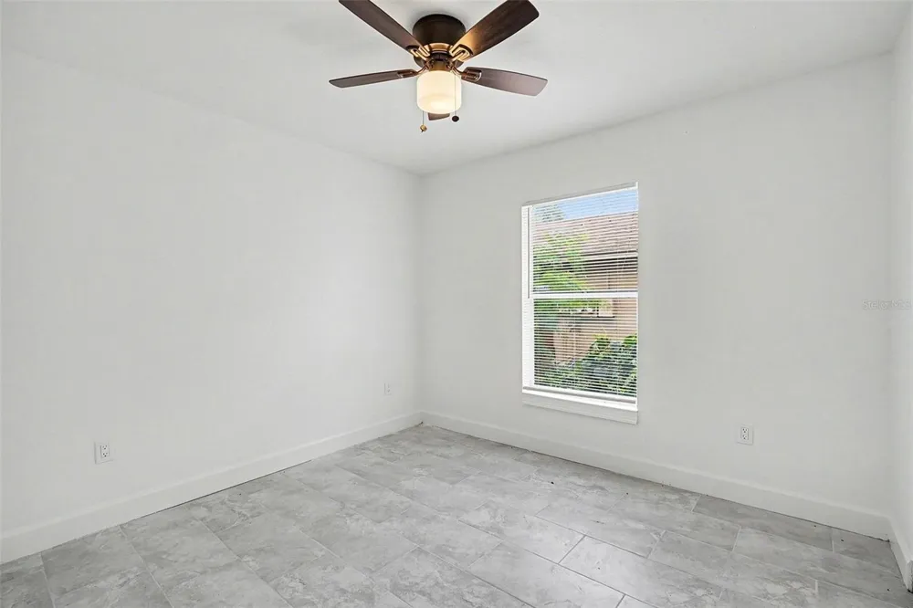 1128 NEVILLE AVENUE Lakeland, FL 33805