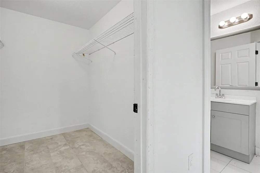 1128 NEVILLE AVENUE Lakeland, FL 33805