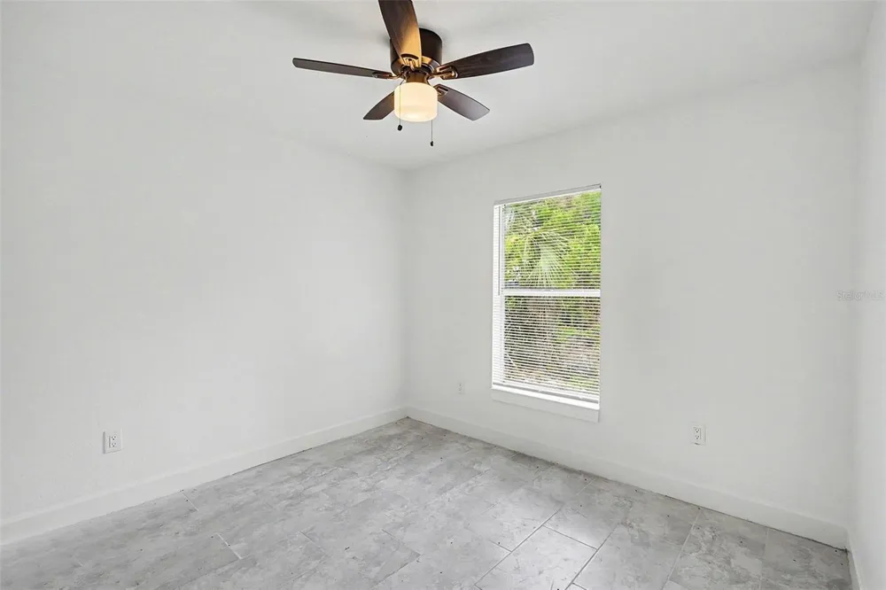 1128 NEVILLE AVENUE Lakeland, FL 33805