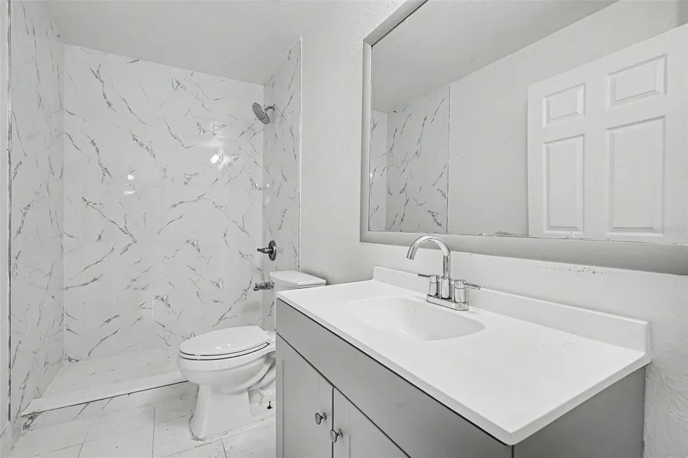 1128 NEVILLE AVENUE Lakeland, FL 33805
