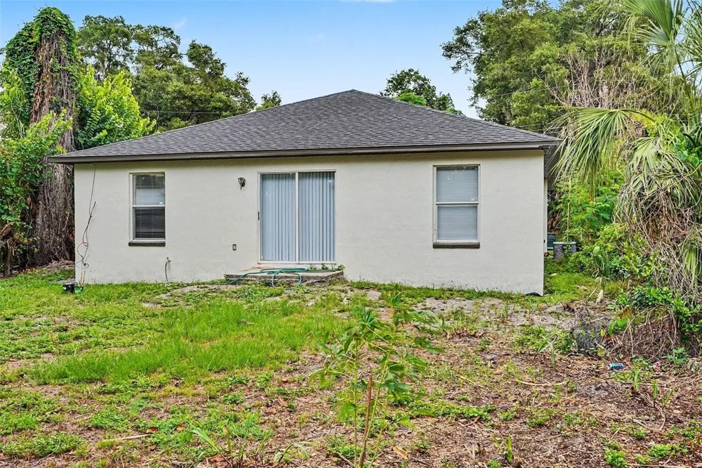 1128 NEVILLE AVENUE Lakeland, FL 33805