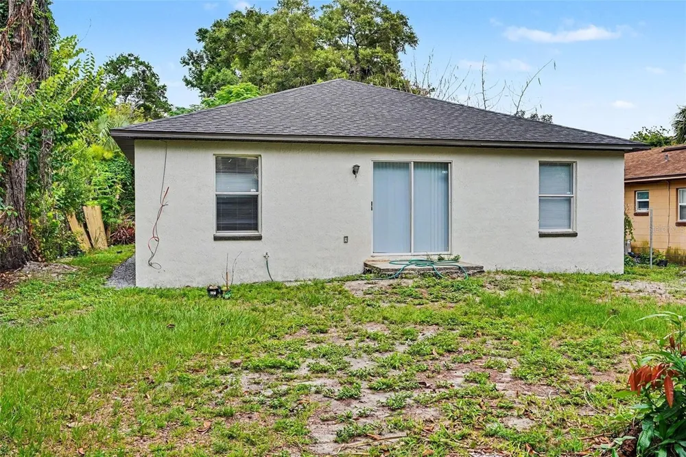 1128 NEVILLE AVENUE Lakeland, FL 33805