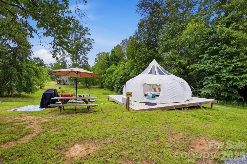 360 Johnson Caldwell Road Boomer, NC 28606