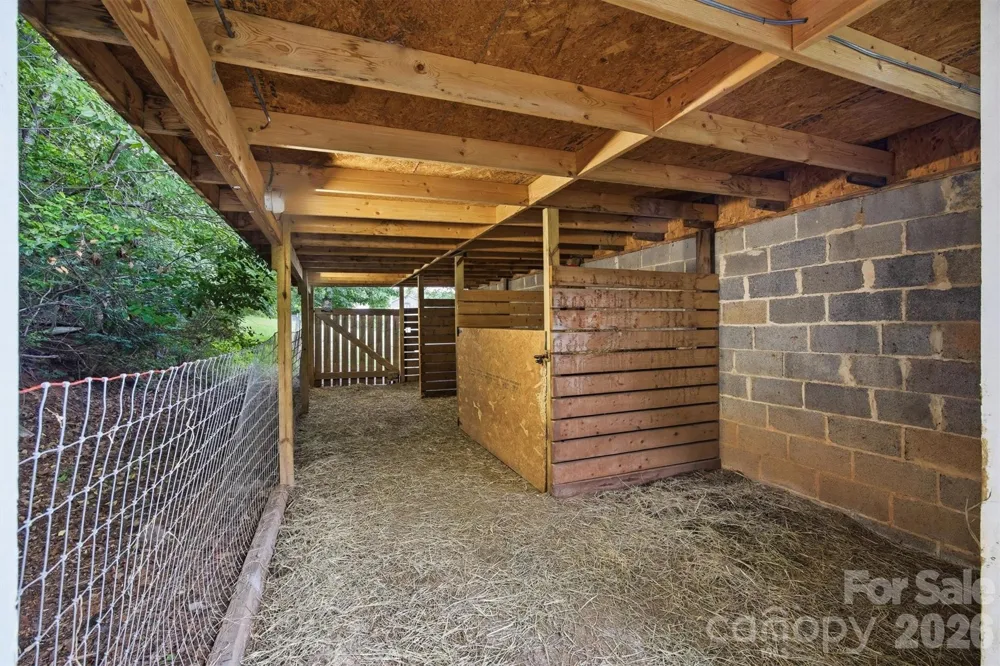 360 Johnson Caldwell Road Boomer, NC 28606