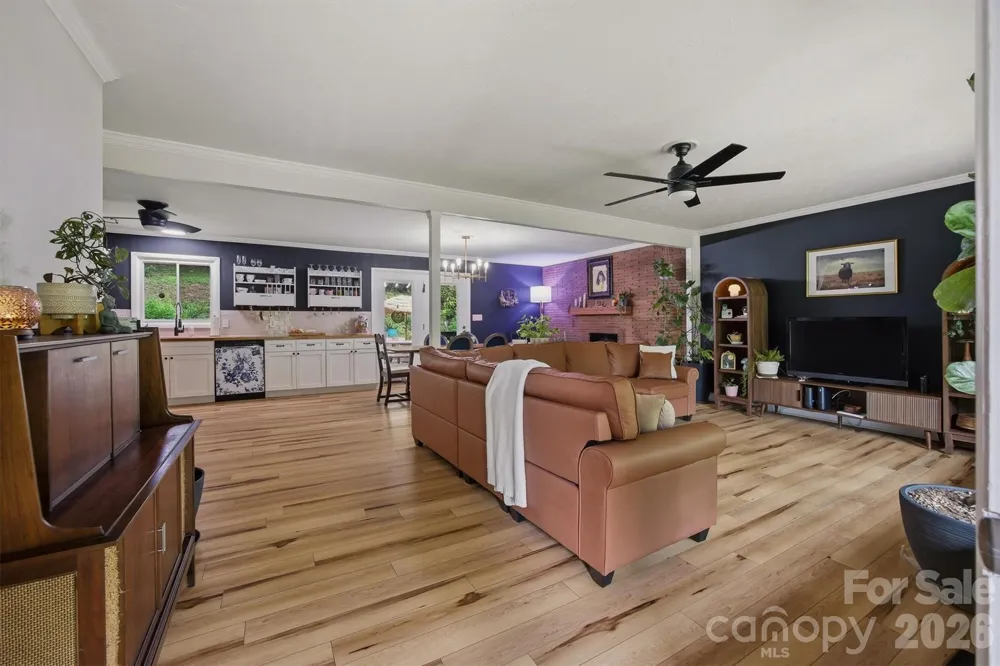 360 Johnson Caldwell Road Boomer, NC 28606