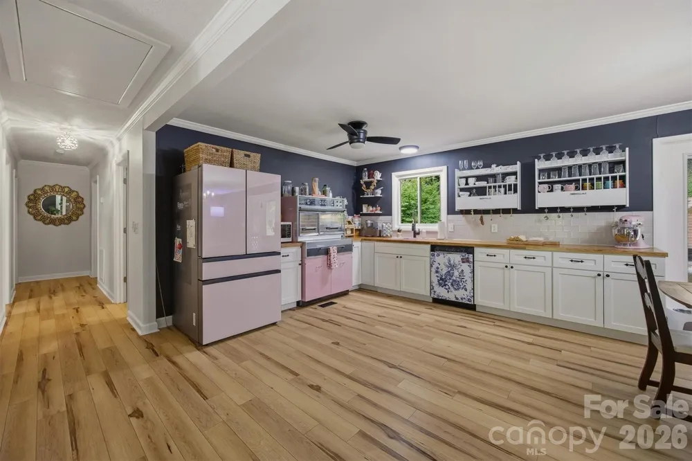 360 Johnson Caldwell Road Boomer, NC 28606