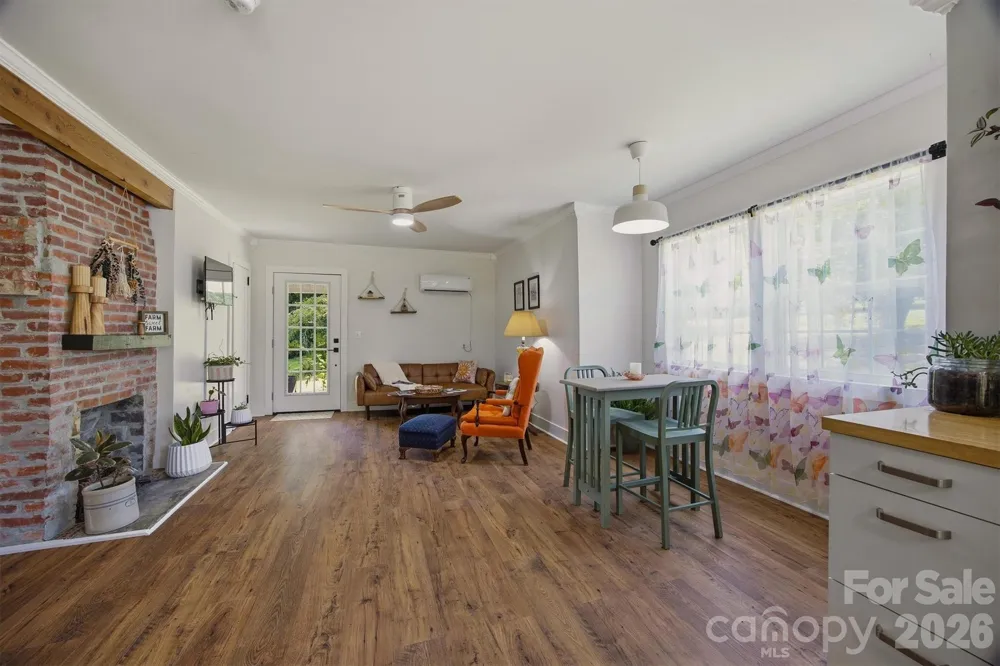 360 Johnson Caldwell Road Boomer, NC 28606