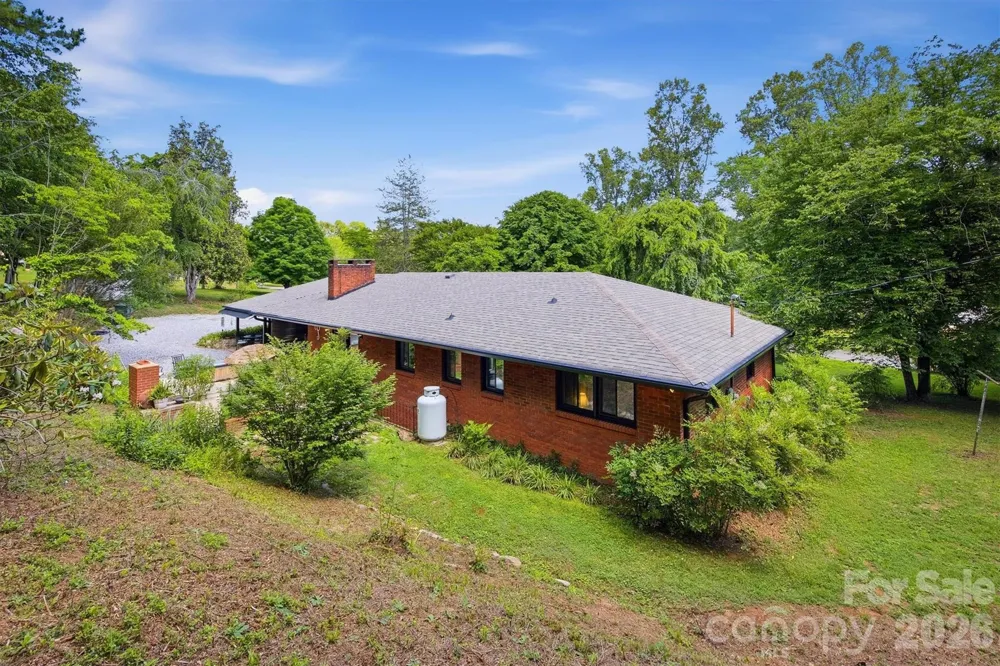 360 Johnson Caldwell Road Boomer, NC 28606
