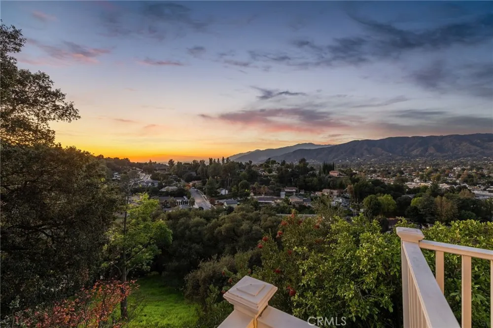 705 Beaverbrook Glendora, CA 91740