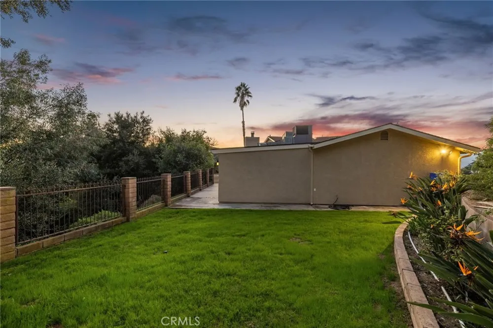705 Beaverbrook Glendora, CA 91740