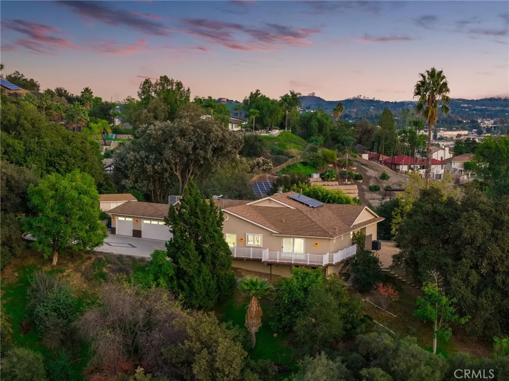 705 Beaverbrook Glendora, CA 91740