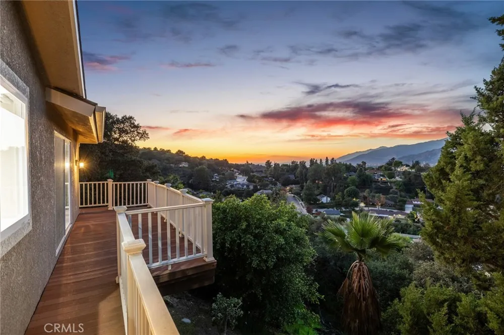 705 Beaverbrook Glendora, CA 91740