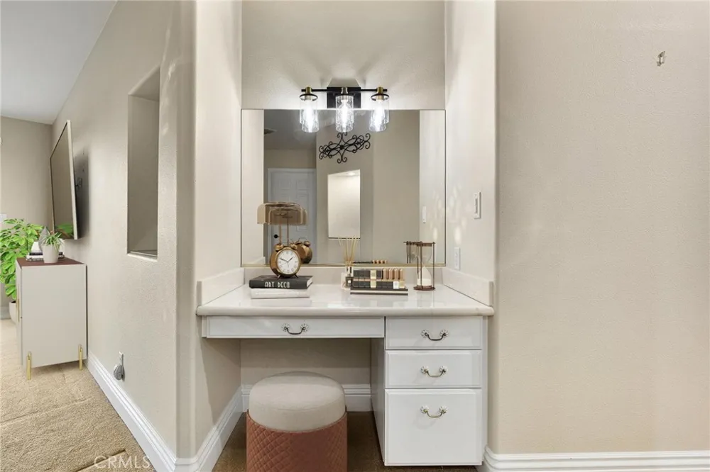 705 Beaverbrook Glendora, CA 91740