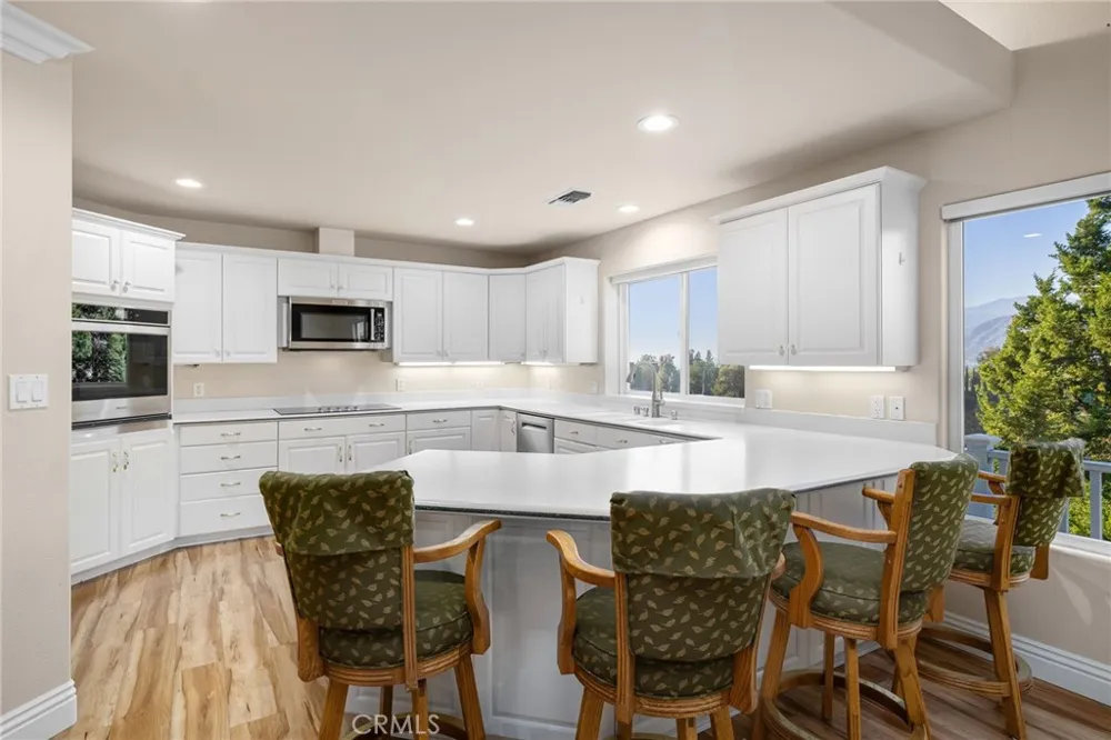 705 Beaverbrook Glendora, CA 91740