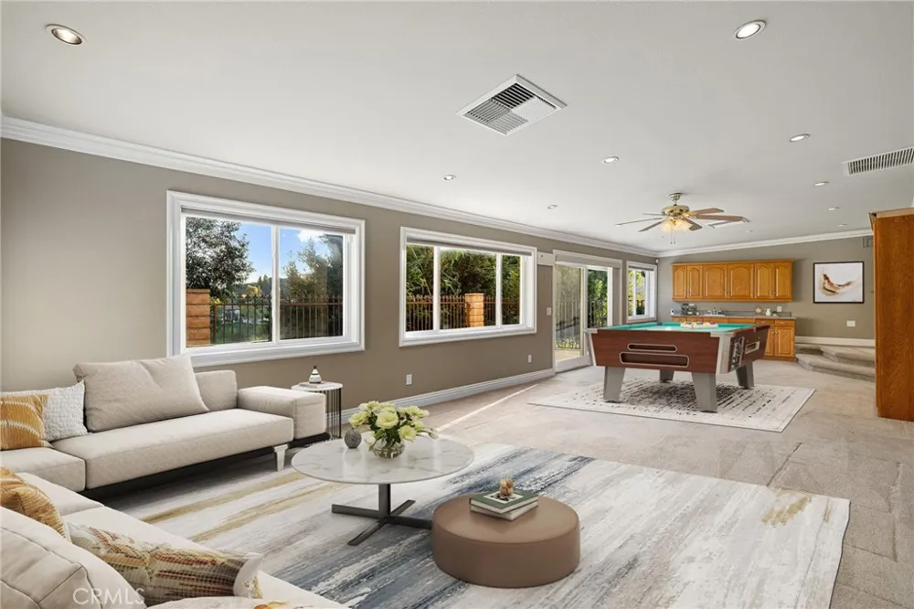 705 Beaverbrook Glendora, CA 91740