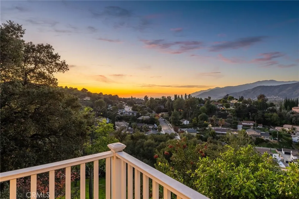 705 Beaverbrook Glendora, CA 91740