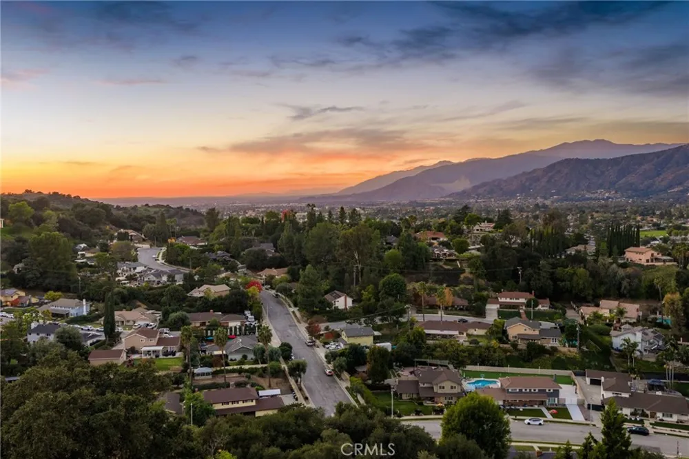 705 Beaverbrook Glendora, CA 91740