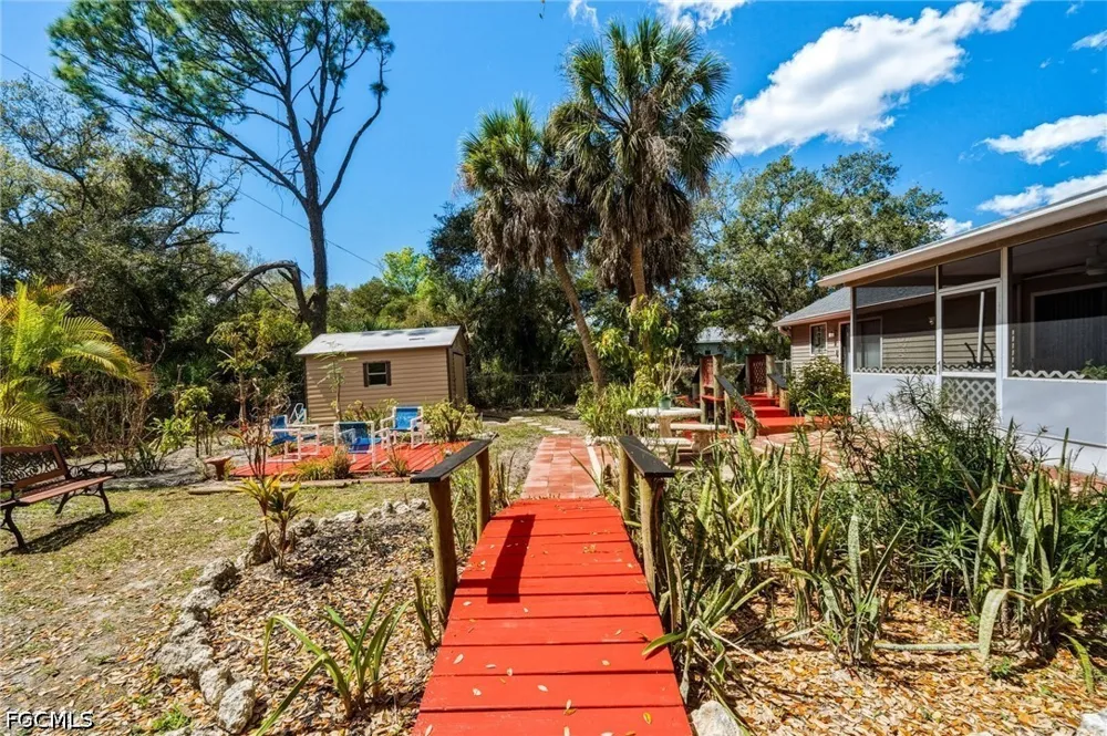 Banyan Avenue Port Charlotte, FL 33954