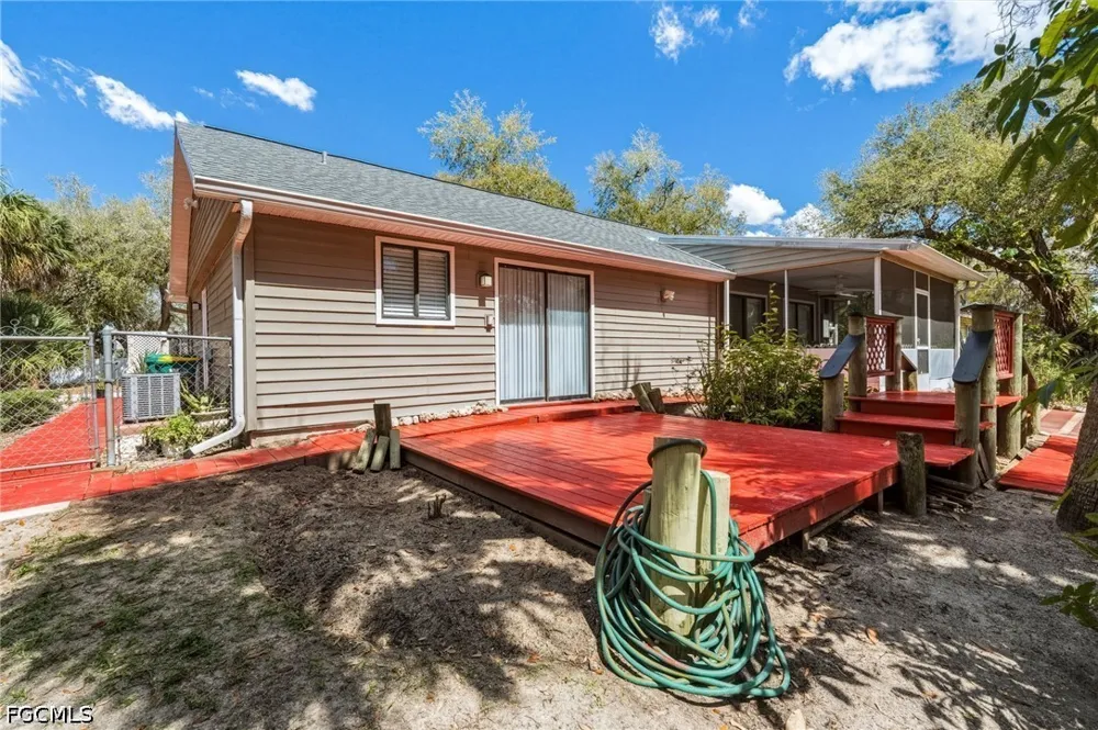 Banyan Avenue Port Charlotte, FL 33954
