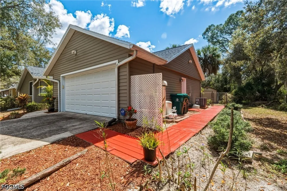 Banyan Avenue Port Charlotte, FL 33954