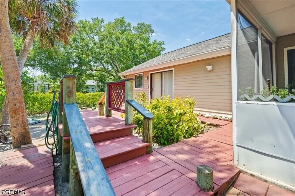 Banyan Avenue Port Charlotte, FL 33954
