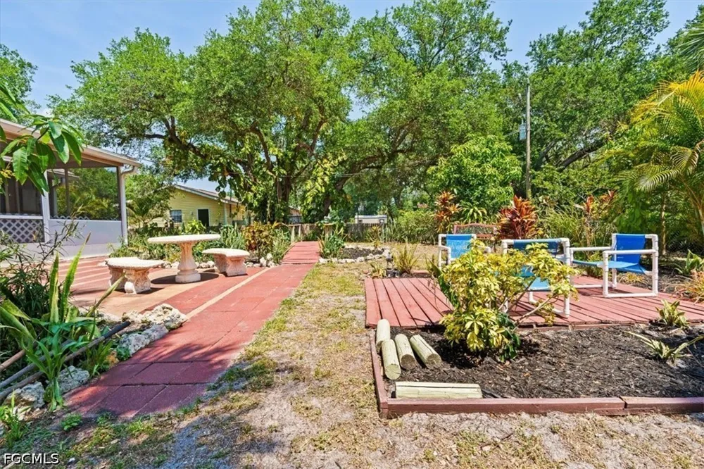 Banyan Avenue Port Charlotte, FL 33954