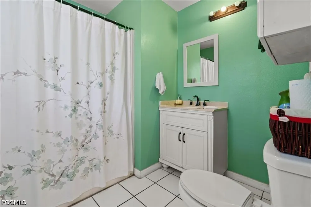 Banyan Avenue Port Charlotte, FL 33954