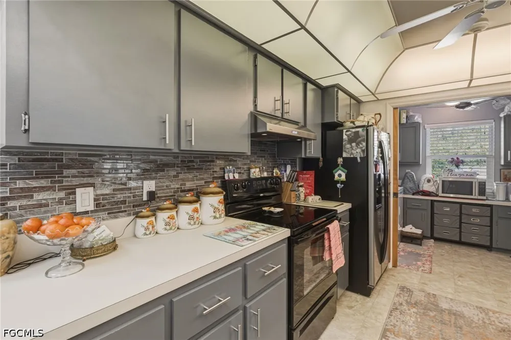 Blue Lane NW Port Charlotte, FL 33952