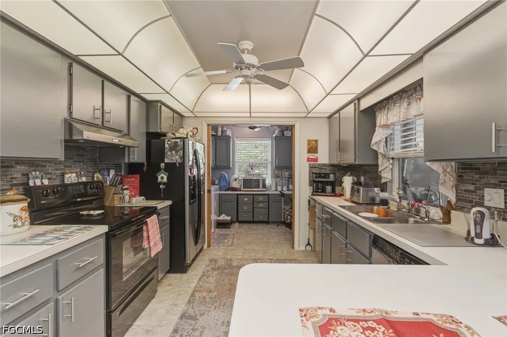 Blue Lane NW Port Charlotte, FL 33952