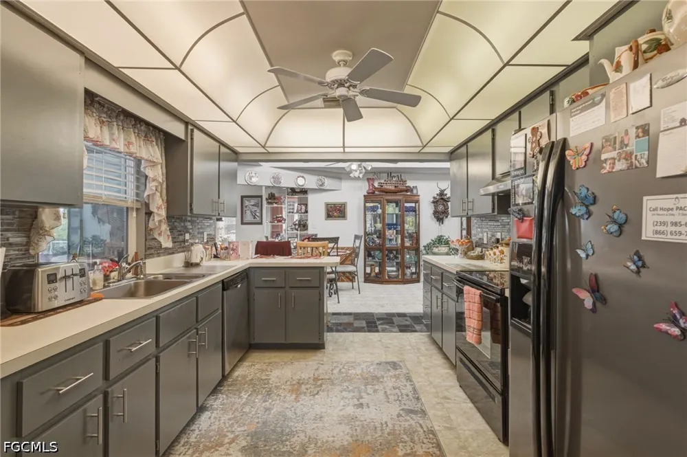 Blue Lane NW Port Charlotte, FL 33952