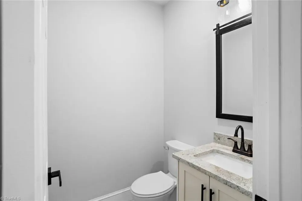 2592 Fox Ridge Road Asheboro, NC 27205