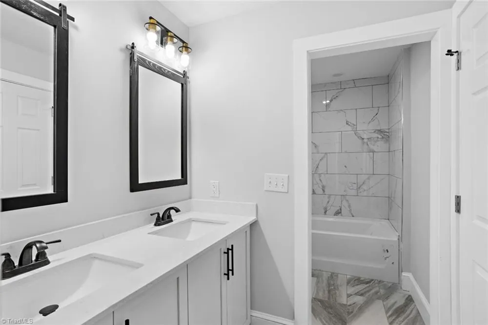 2592 Fox Ridge Road Asheboro, NC 27205
