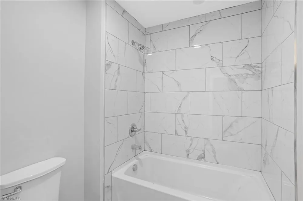 2592 Fox Ridge Road Asheboro, NC 27205