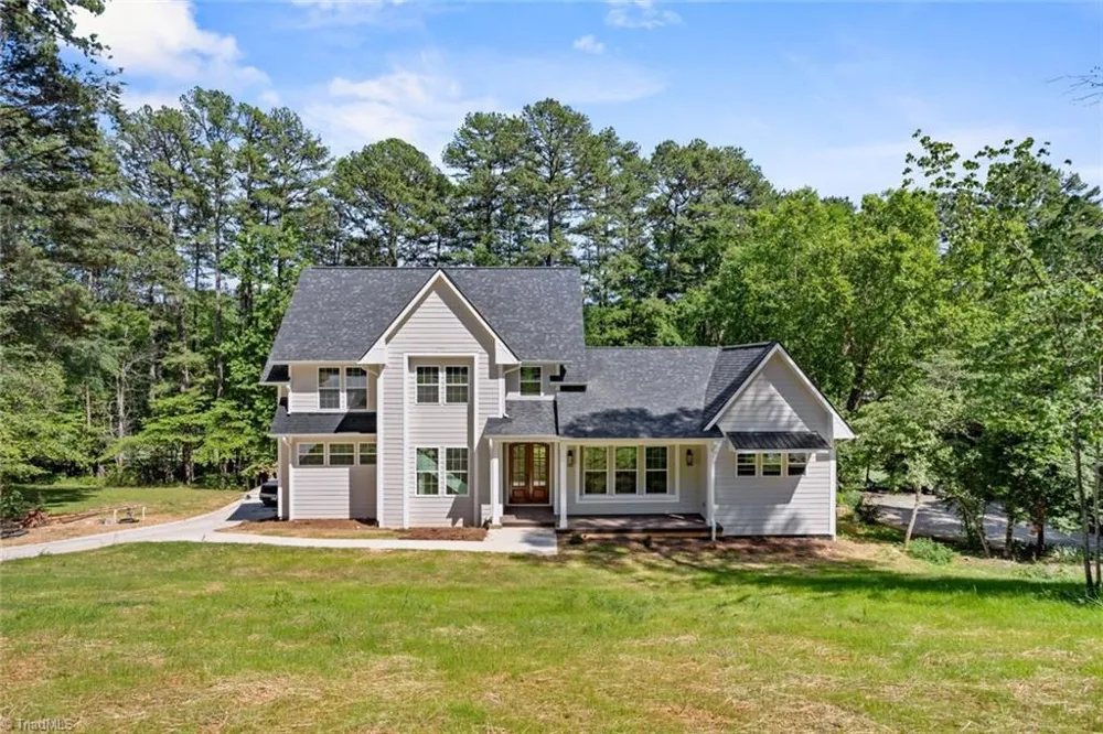 2592 Fox Ridge Road Asheboro, NC 27205