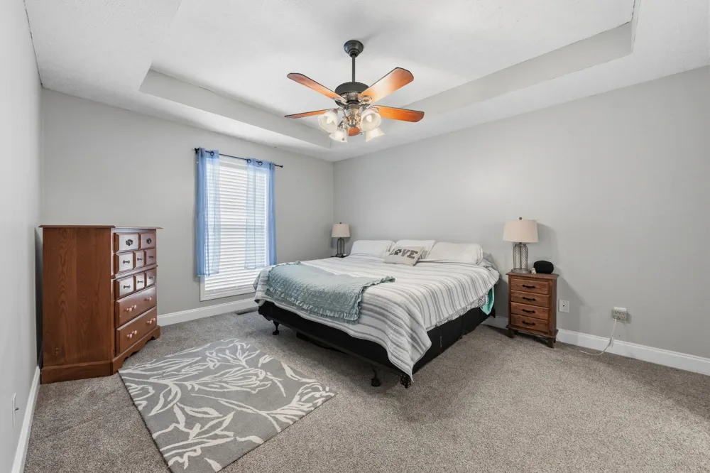 734 Lear Rd Portland, TN 37148