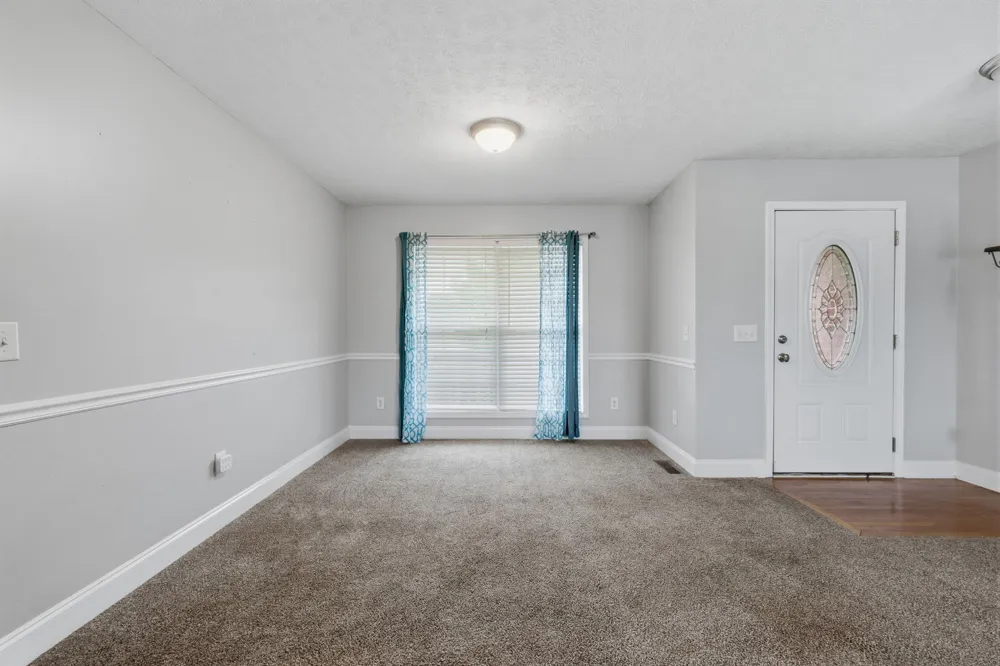734 Lear Rd Portland, TN 37148