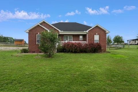 734 Lear Rd