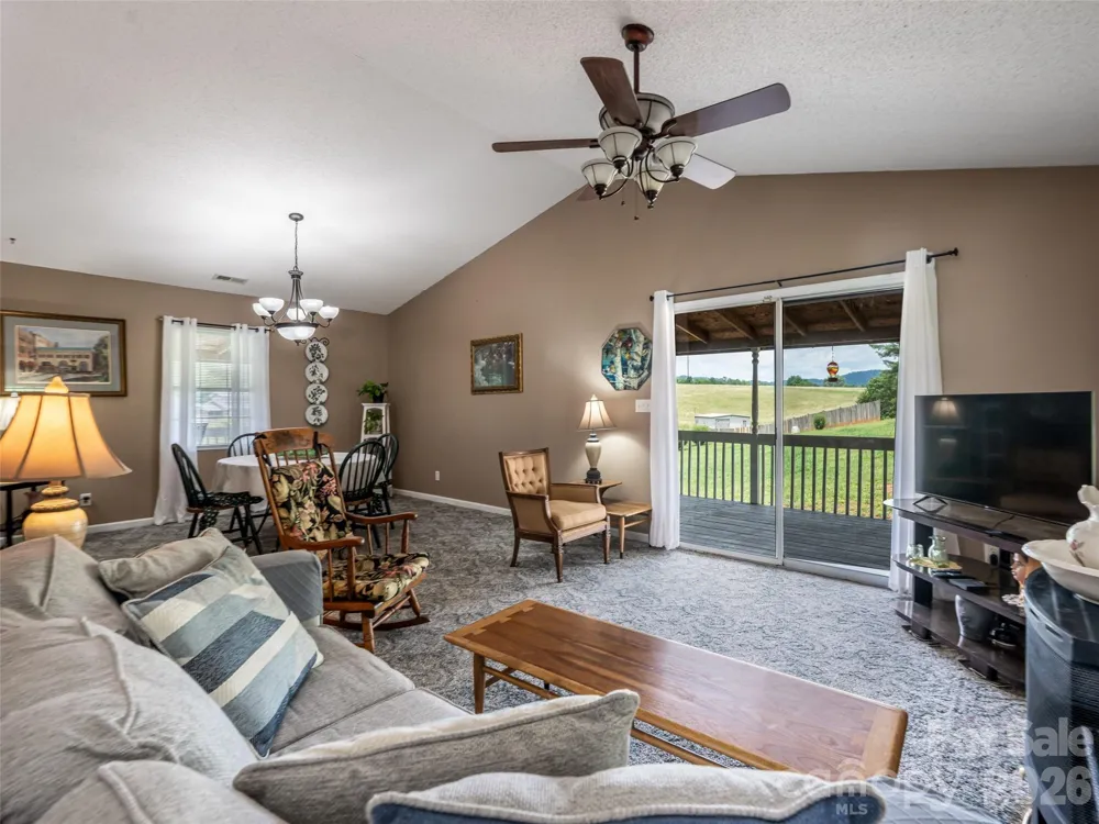 9 Coquina Lane Leicester, NC 28748
