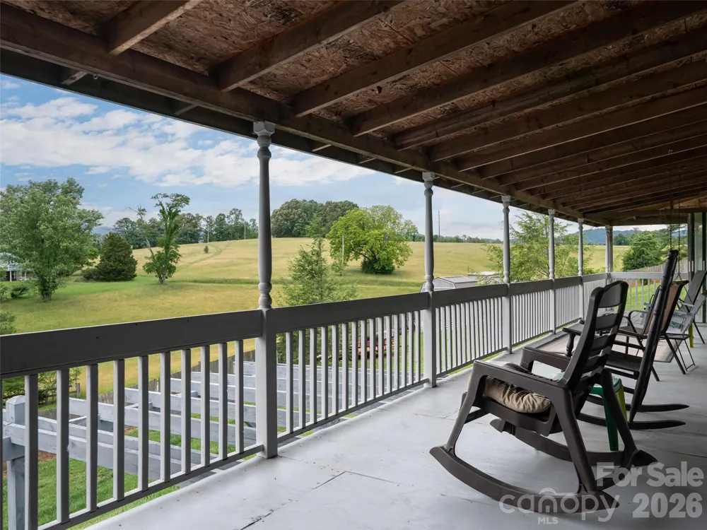 9 Coquina Lane Leicester, NC 28748