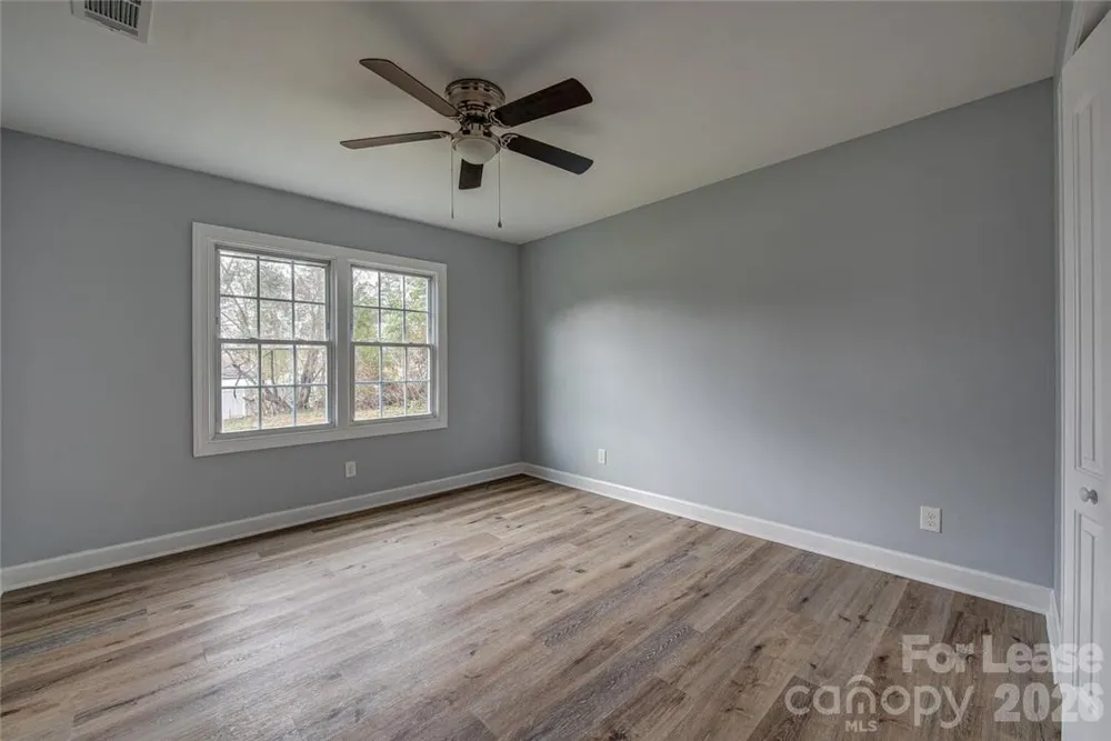1048 Avondale Road #17 Lowell, NC 28098