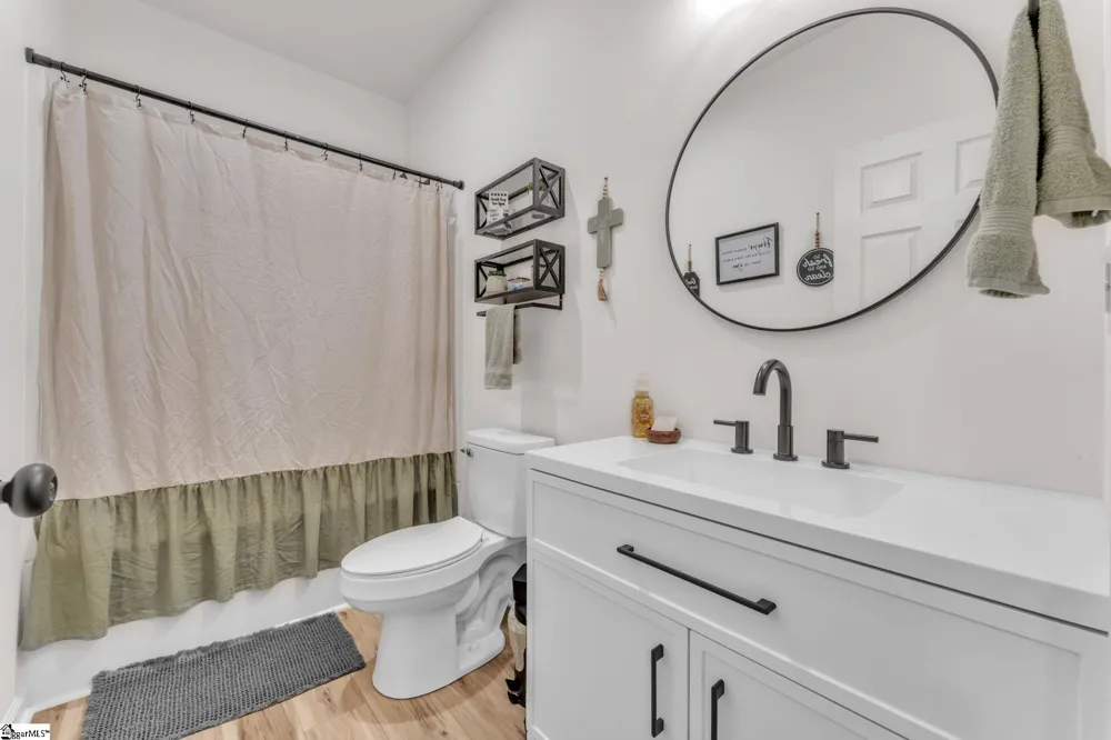 404 Burrell Street Pendleton, SC 29670