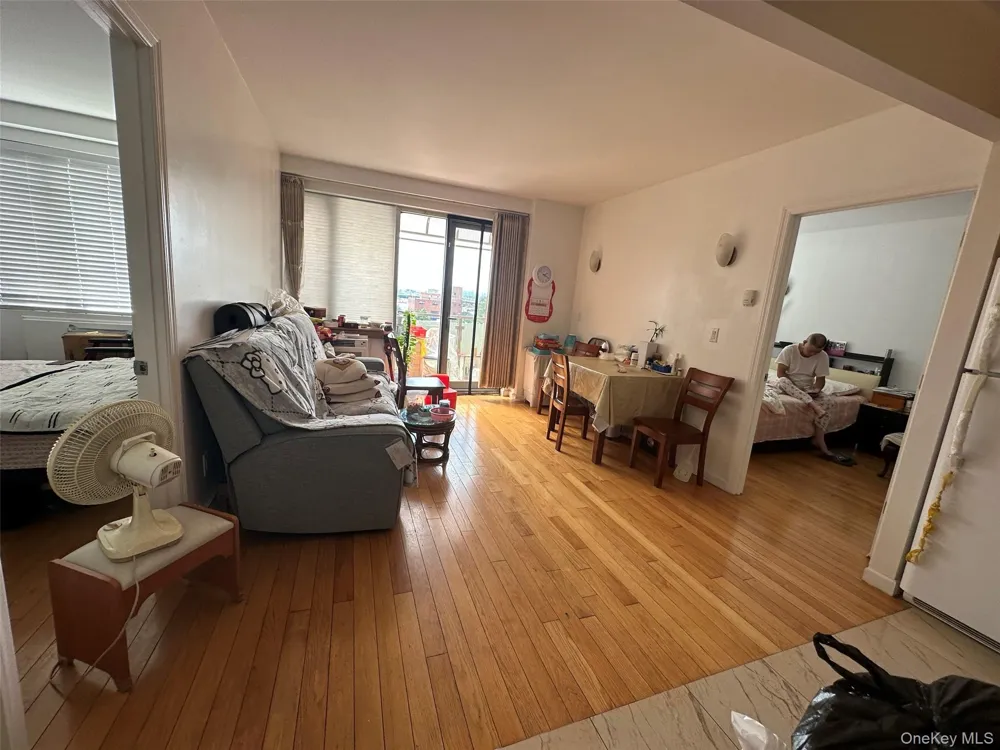 13621 Latimer Place #6G Flushing, NY 11354