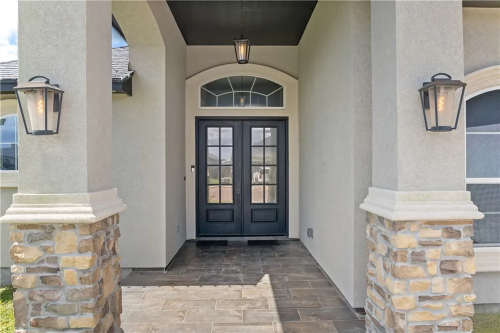 9505 Royal Oak Drive Corpus Christi, TX 78410