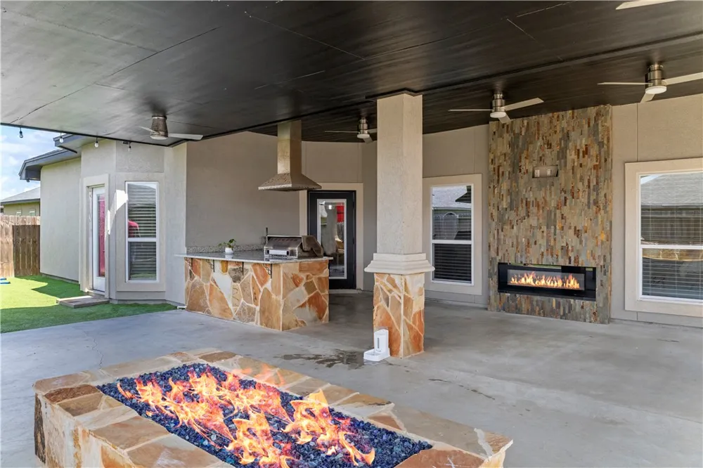 9505 Royal Oak Drive Corpus Christi, TX 78410