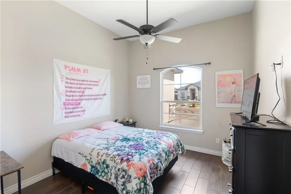 9505 Royal Oak Drive Corpus Christi, TX 78410