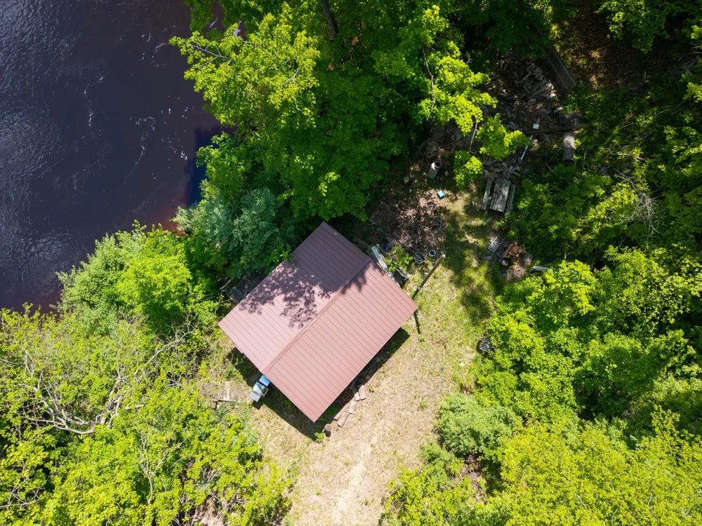 866 W 90th Street Newaygo, MI 49337