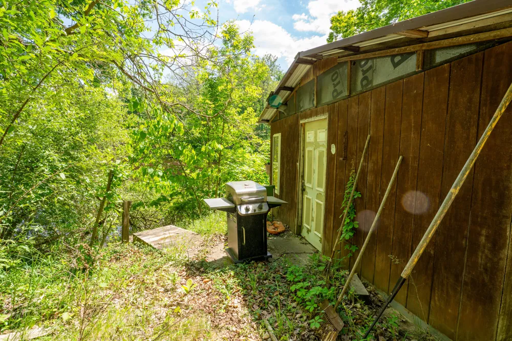 866 W 90th Street Newaygo, MI 49337
