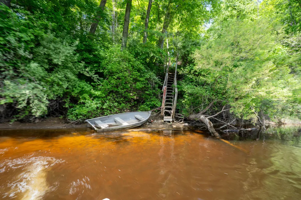 866 W 90th Street Newaygo, MI 49337