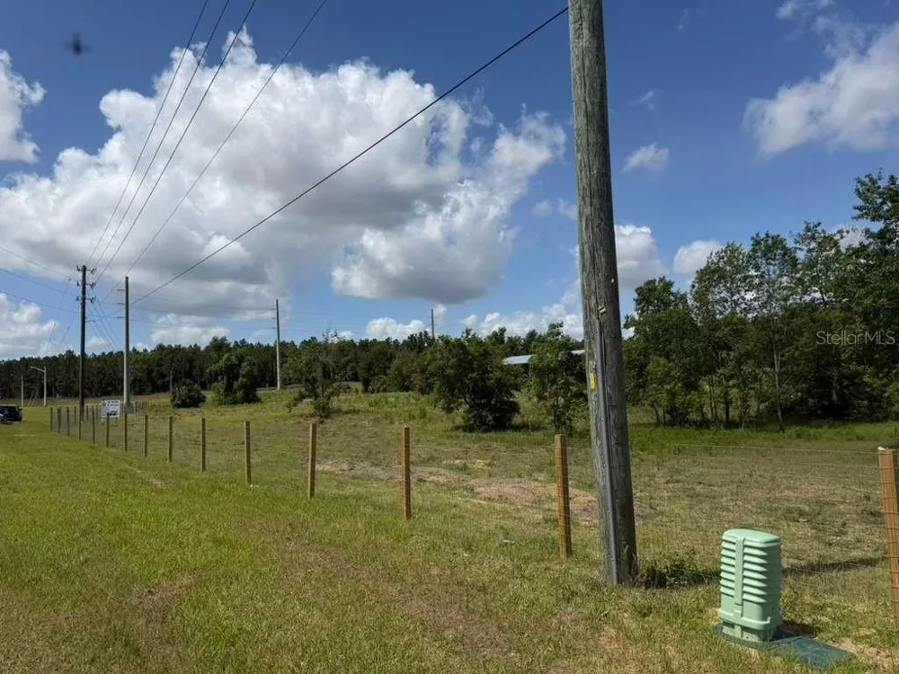 22029 COUNTY ROAD 561 Astatula, FL 34705